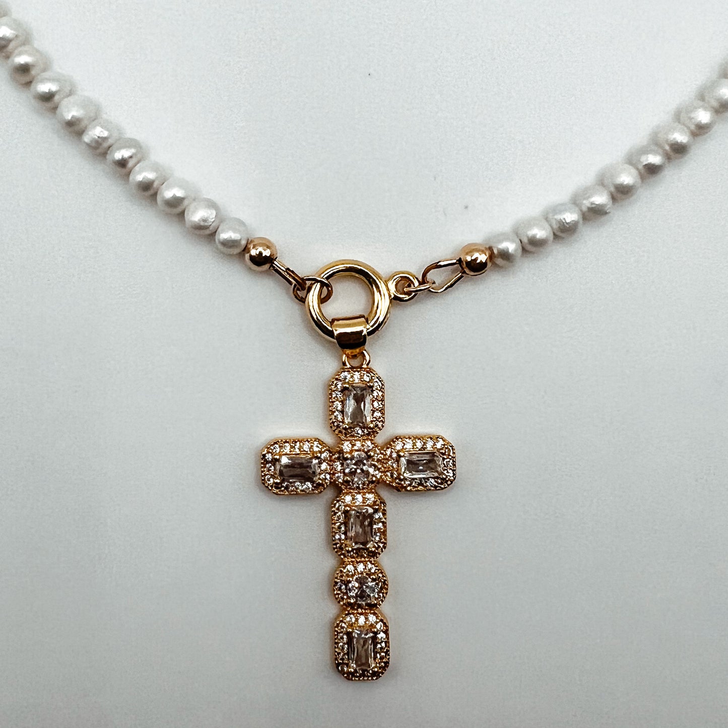 Cross & Pearl Neclace